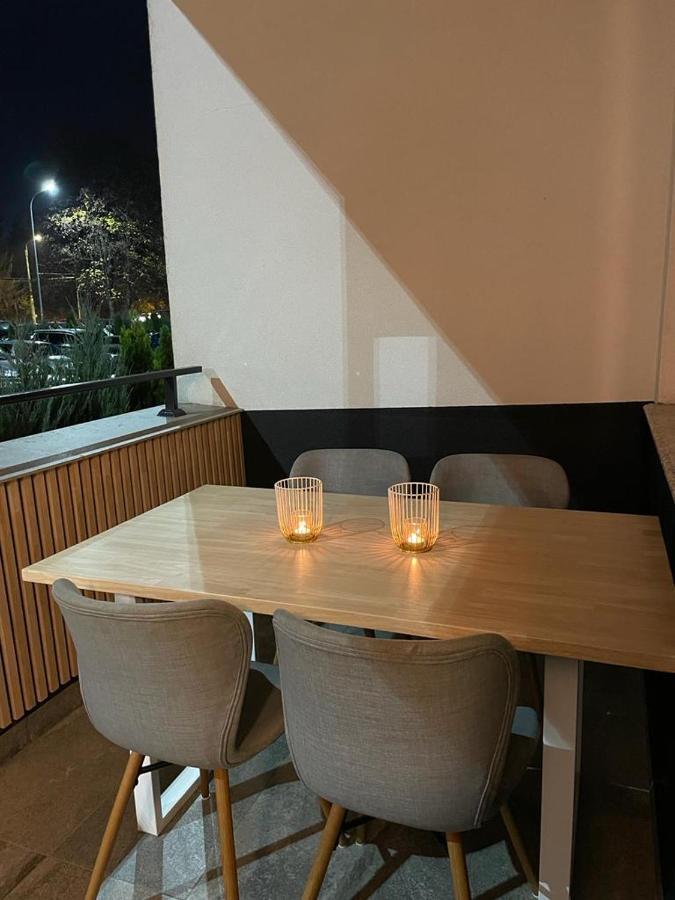 Apartment Chic By Landev Brasov Exterior photo