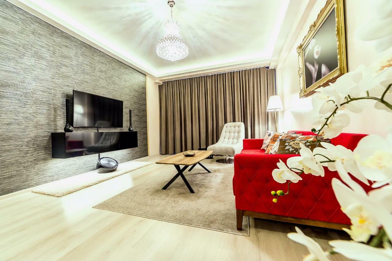 Apartment Chic By Landev Brasov Exterior photo